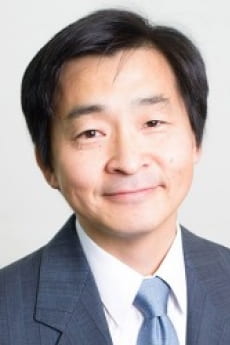 headshot of Min Hwang in professional attire
