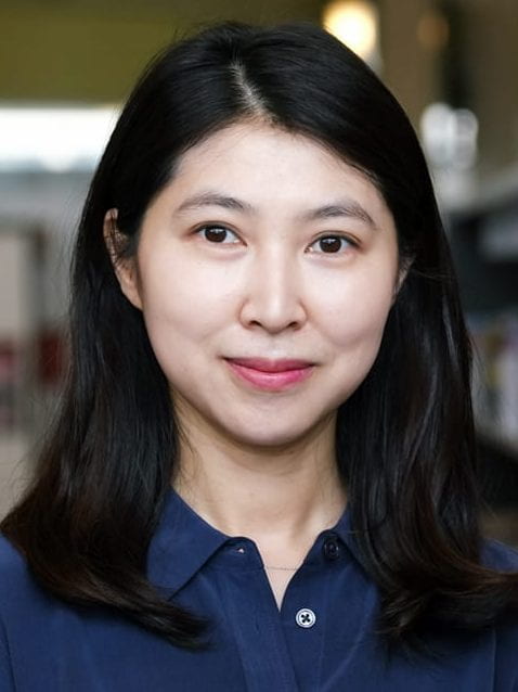 portrait of Sunhye Kim in professional attire